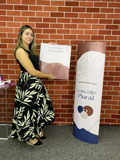 Totem de Papelão Automático Imagem